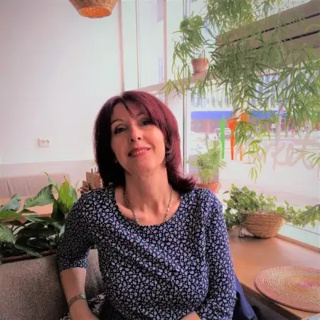 Elena, 56 лет США