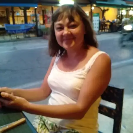 larisa, 53 года Италия