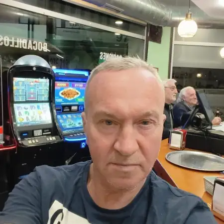 Слава, 63Сарагоса, Испания 