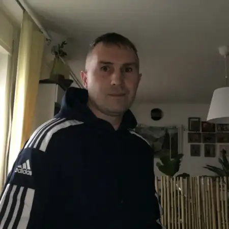 vit, 47Гиссен, Германия 