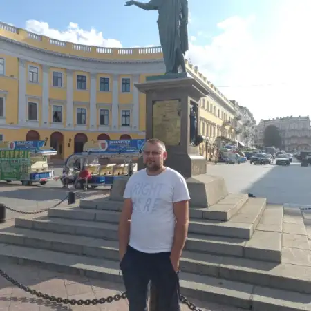 Сергей, 44Россия 