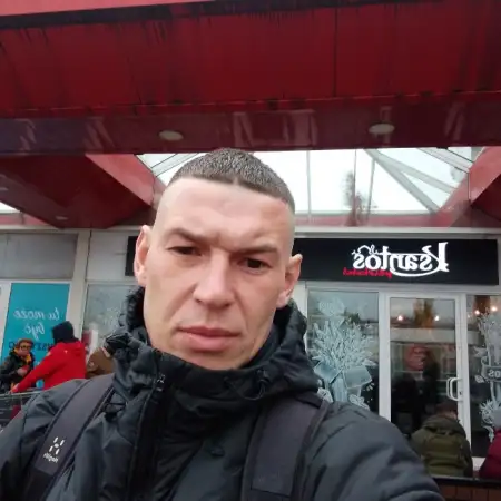Artem, 42Варшава, Польша