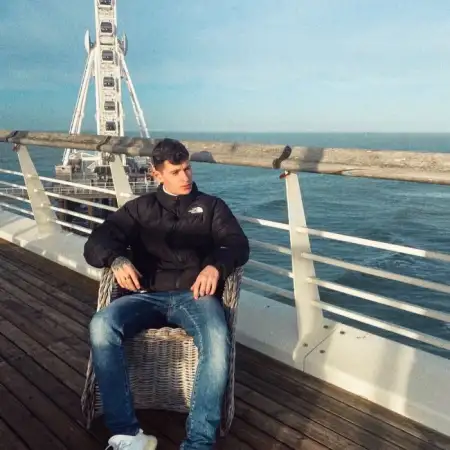 Denis, 27Ерланген, Германия 