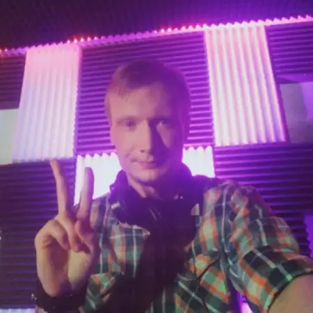 Alex, 37Любек, Германия 