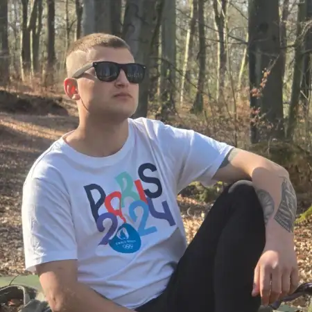 Oleksii, 28США 