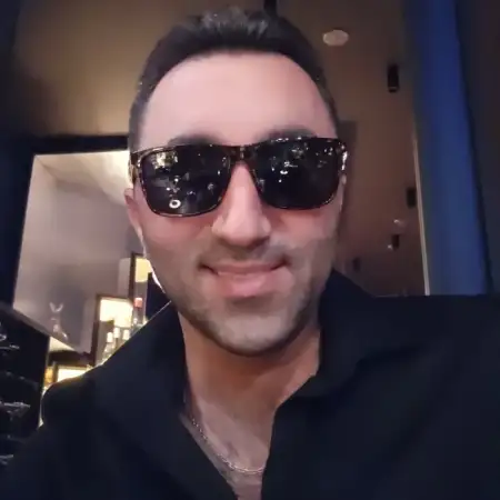 Artur, 41Берлин, Германия 