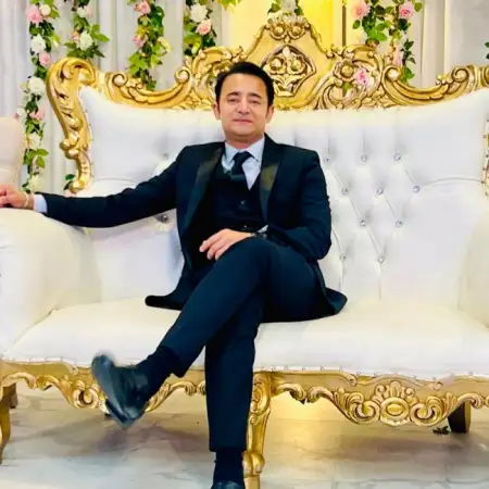 Zeeshan, 41Реджайна, Канада