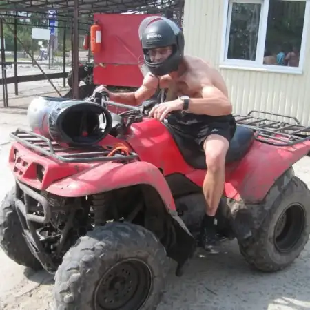Alex, 49Бэйреут, Германия 