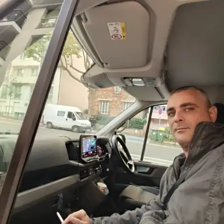 Andrew, 40Кретейл, Франция