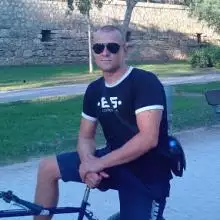 Sergei, 41год Франция