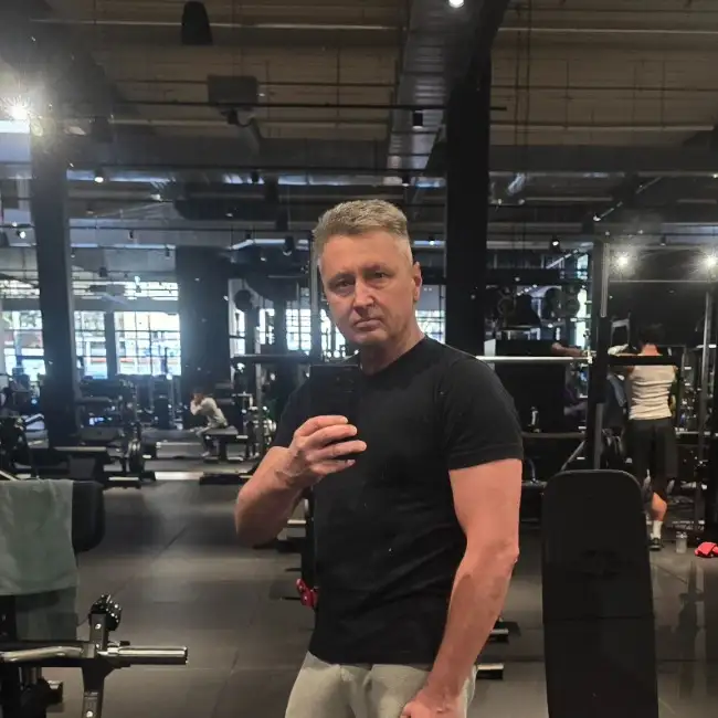 Толик, 47, Дармштадт, Германия - 2 polovinka